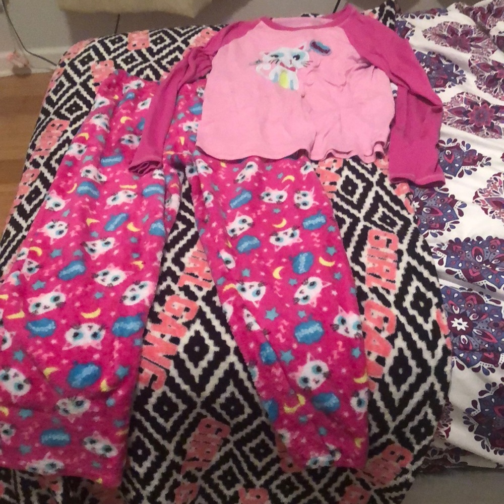 Kitty cat pajama set